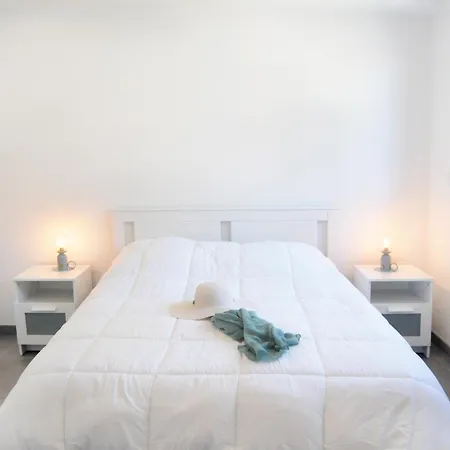 Appartement Neuf, En Centre Ville, Terrasse Et Plages 5mn à Pieds! Cavalaire-sur-Mer